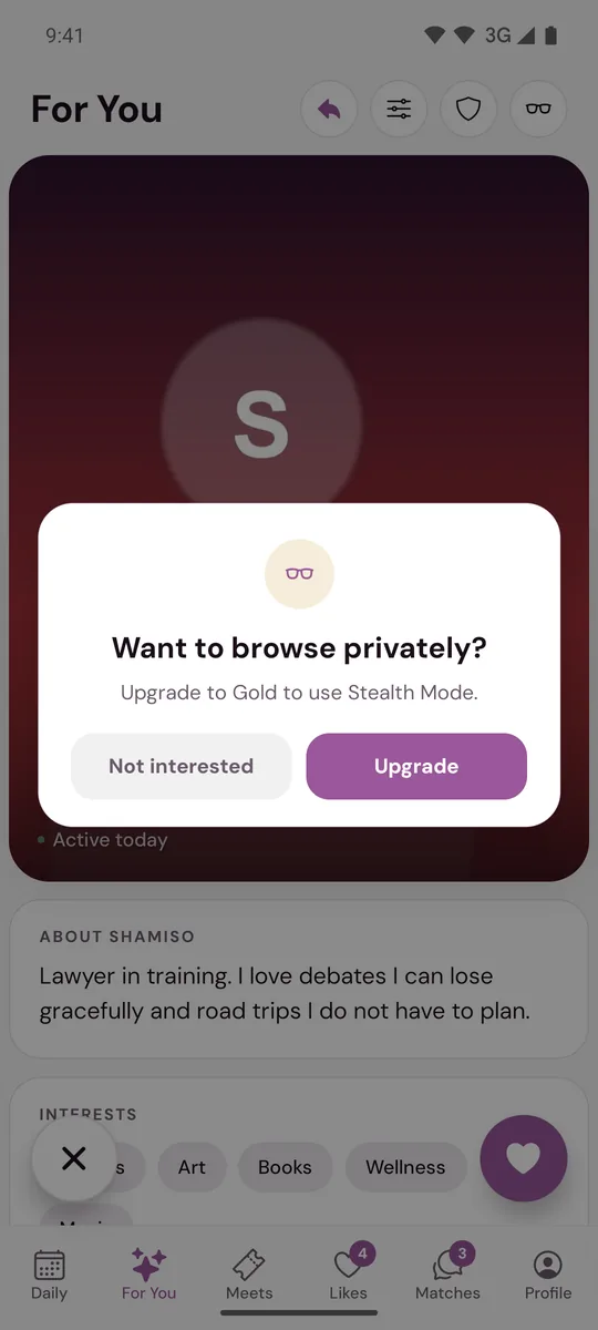 The Want to browse privately message with the Upgrade button